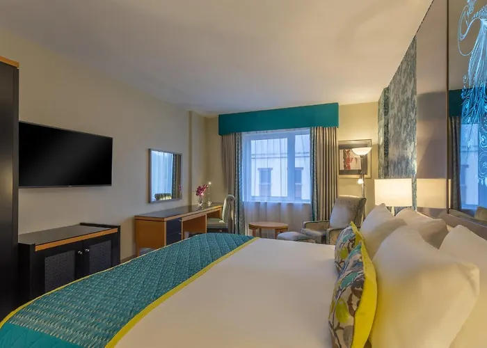 Premium King Room
